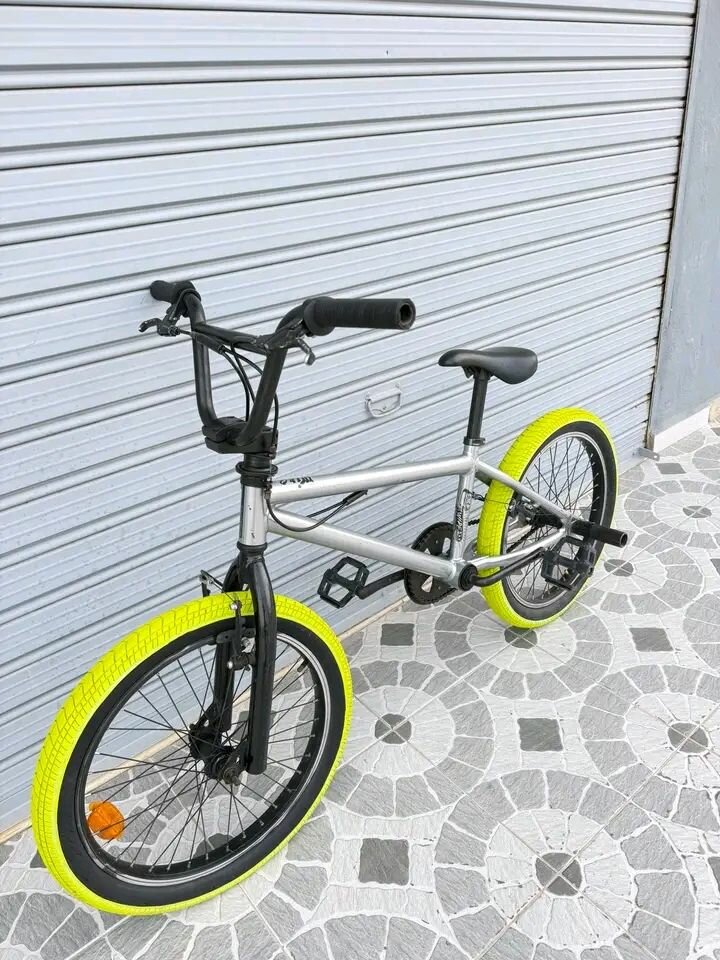 Vélo BMX Freestyle Adulte