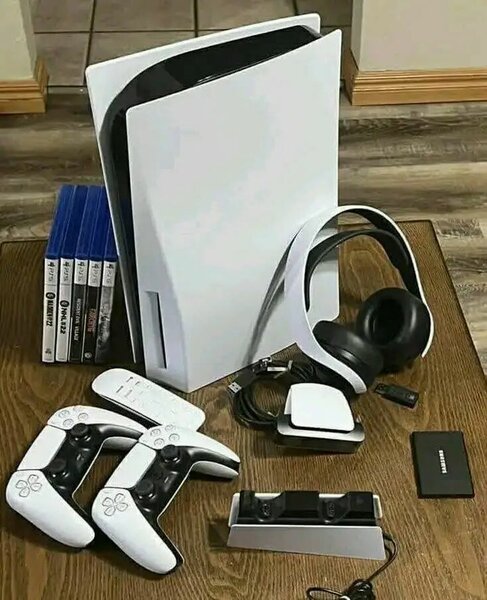 Console PlayStation 5 avec Accessoires