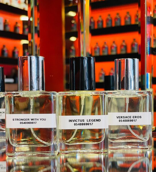 Both men and women oil perfumes