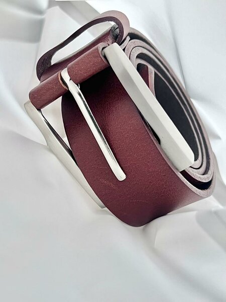 Ceinture en cuir élégante CK