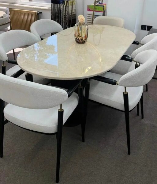 Table à manger moderne