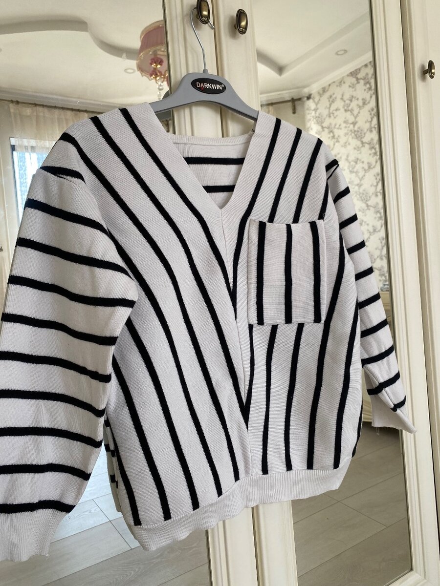 Кофта в полоску