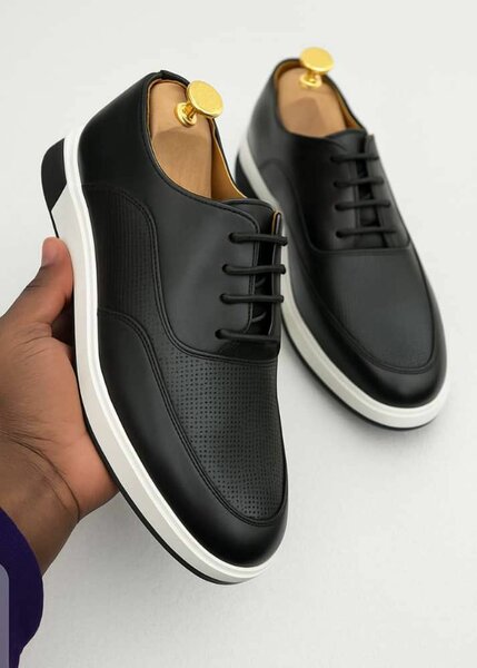 Chaussures habillées noires homme