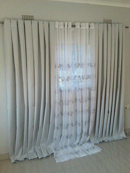 2 drops of curtains white and gray