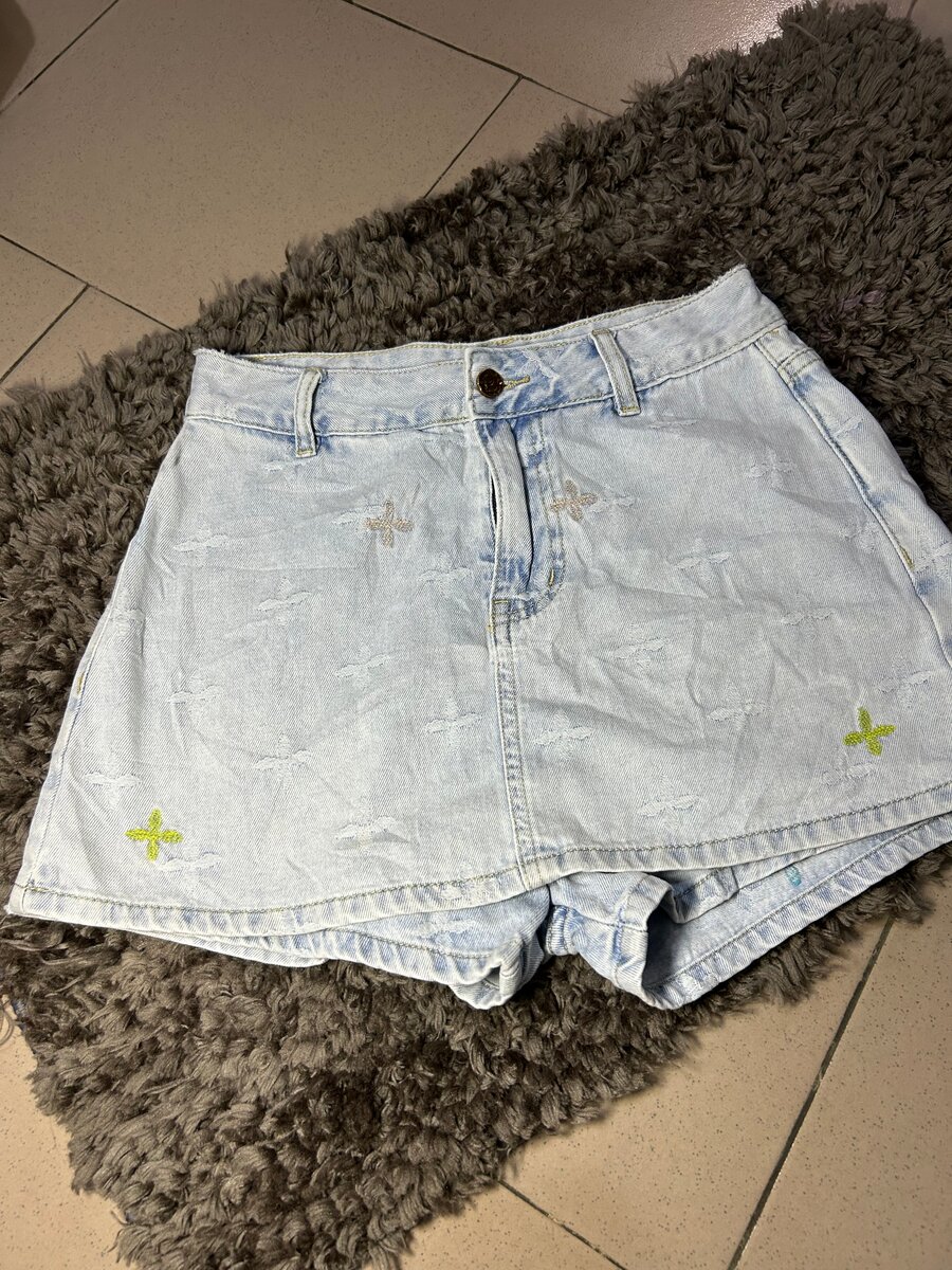 Shorts en jean et imprimés