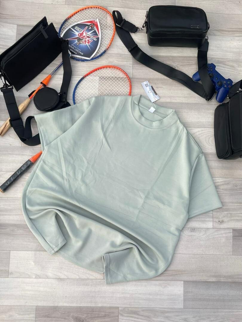 T-shirt en coton gris élégant