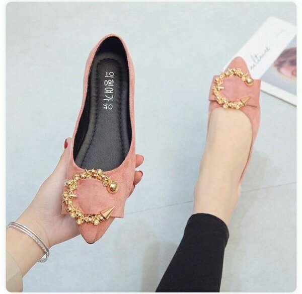 Ladies fashion shoes