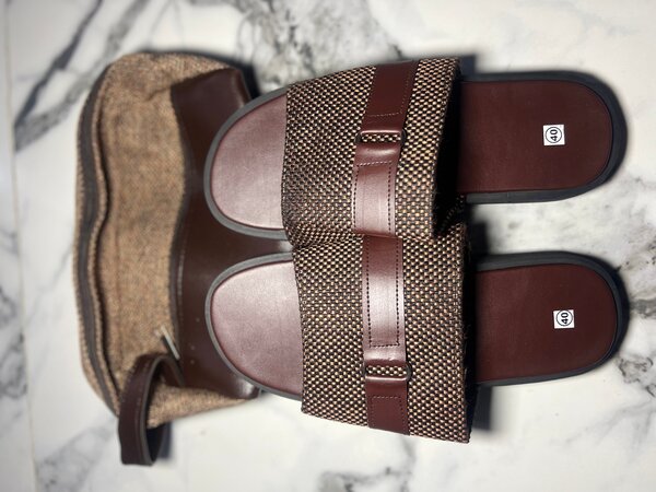 Chaussure en cuir plus sac