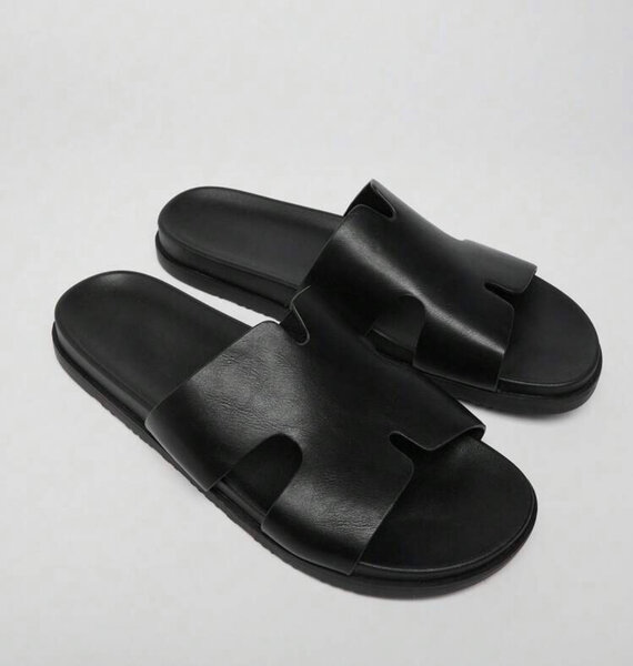 Sandales noires minimalistes