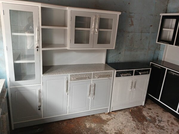 Kitchen units
