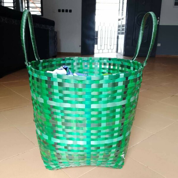 Panier de rangement tissé