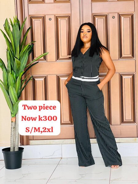 Set of beautiful women's clothing (top and bottom)