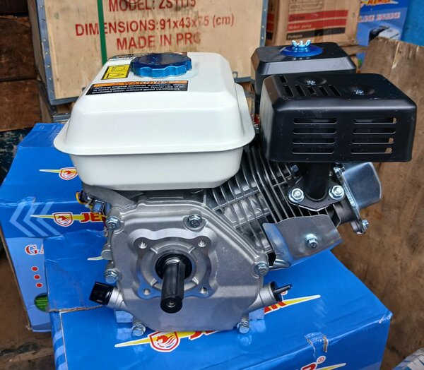 Moteur à essence JEEMAR