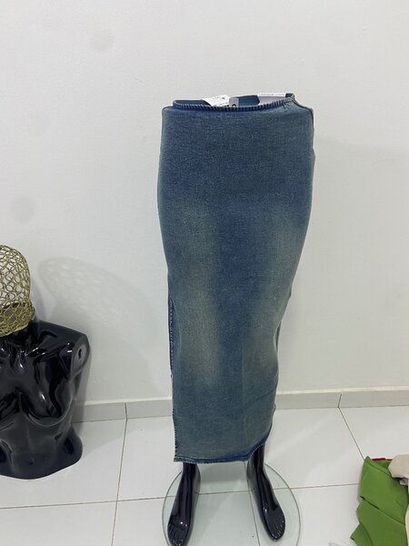 Jupe DENIM BERSHKAAA  neuve
