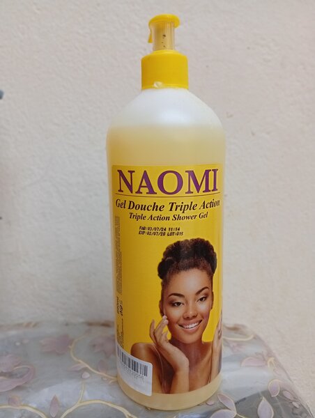 Gel Douche Naomi Triple action