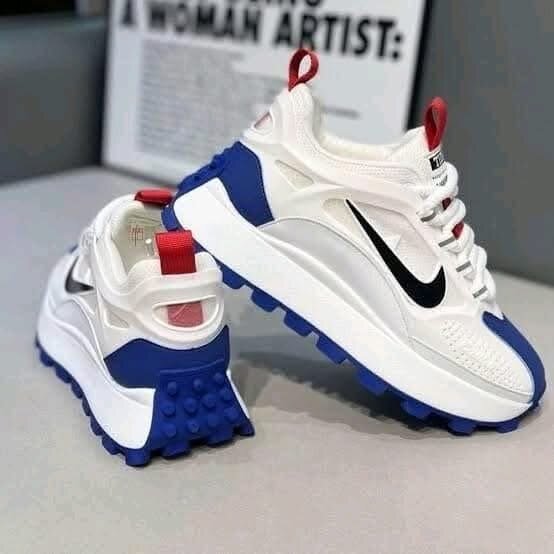 Baskets Nike blanches unisexes