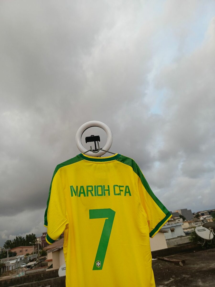 Maillot de football + FLOCAGE