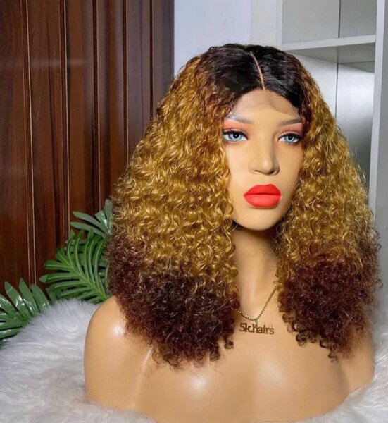 Perruque cheveux Bebe