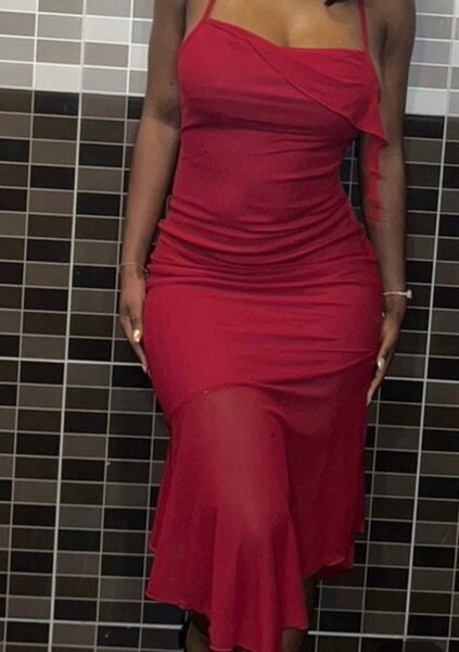 Robe élégante rouge femme