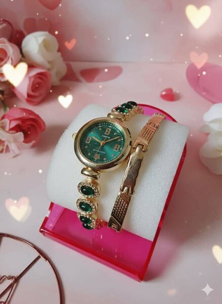 Montre bracelet luxe dorée