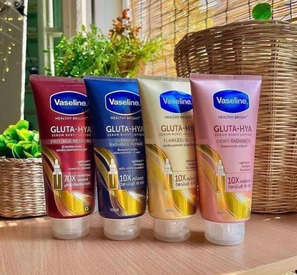 Vaseline Gluta Hya brightening body lotion