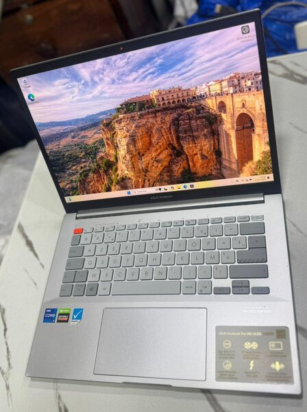 ASUS Vivobook 14" gaming