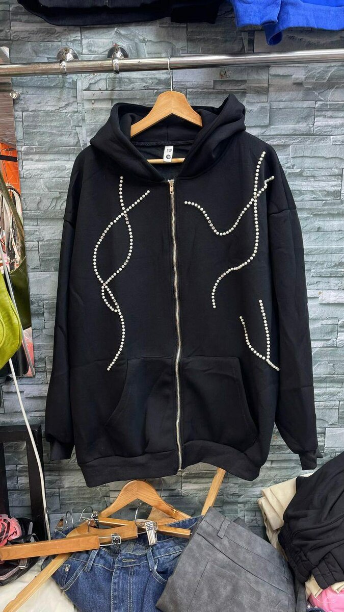 Ensemble hoodie et pantalon perlé