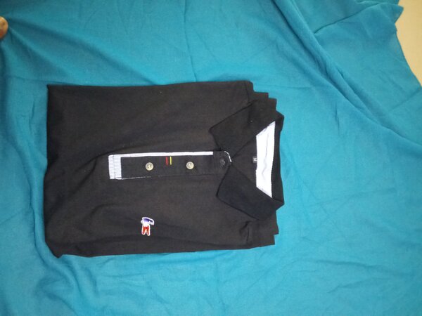 Polo noir classique homme