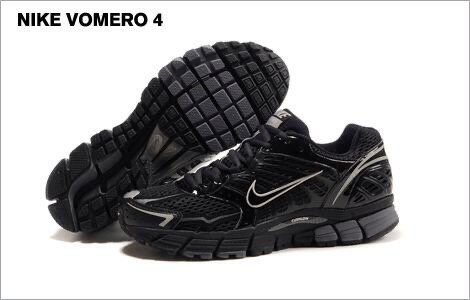 Nike Vomero 4 Black Sneaker