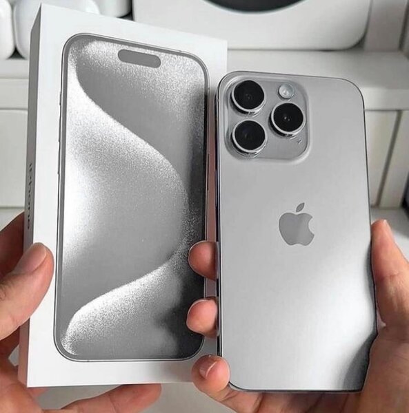 iPhone 15 pro max  512GB