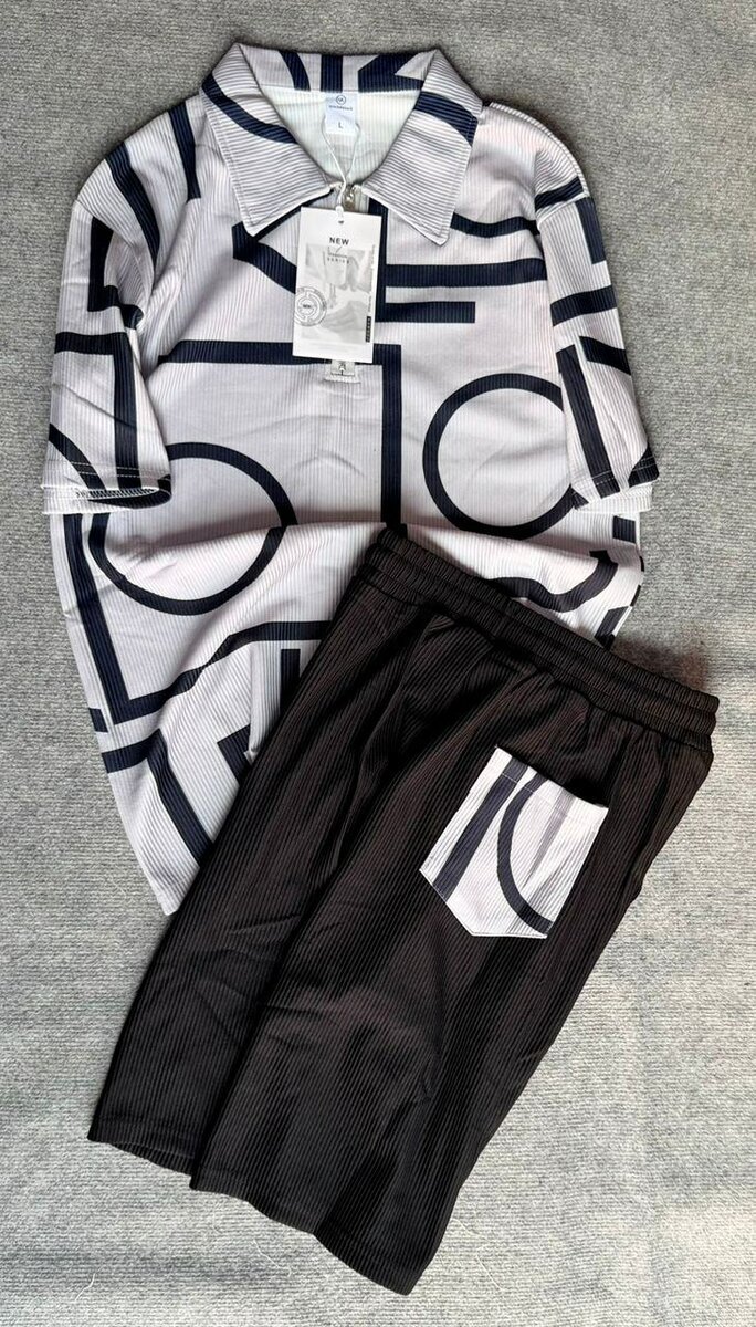 Ensemble pyjama rayé élégant