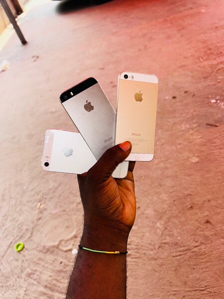 iPhone 5s 16gb Factory unlocked