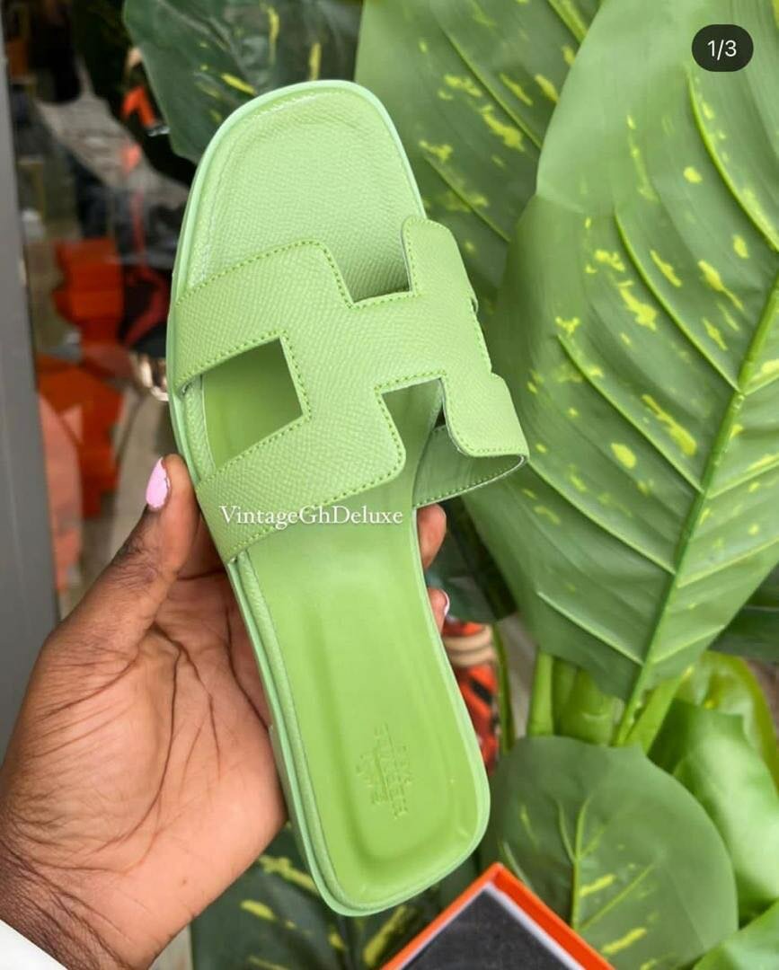 Hermes slippers