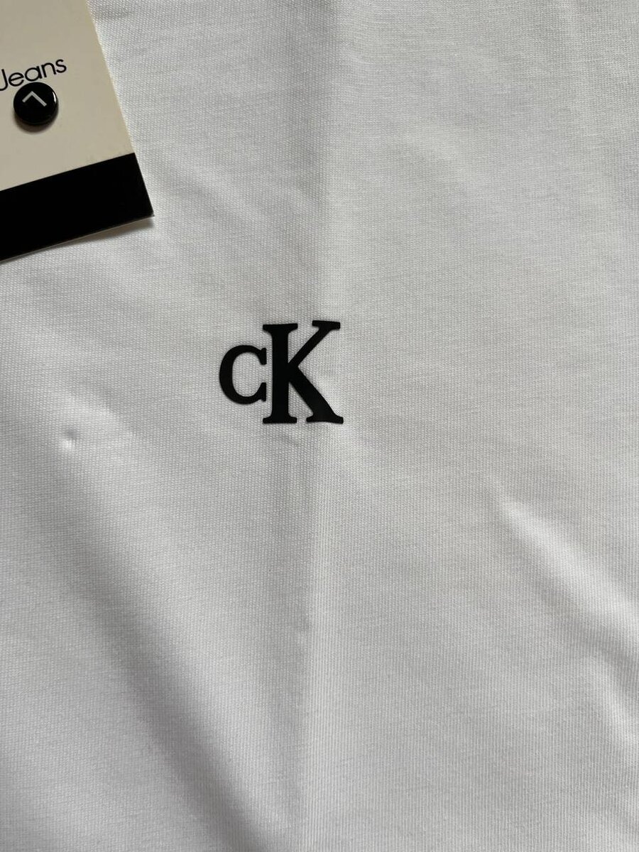 Футболка Calvin Klein