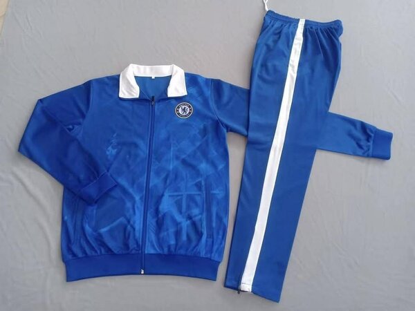 Ensemble de sport bleu