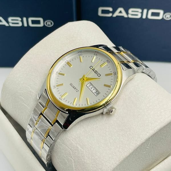 De belles et élégantes montres-bracelets de marque Casio