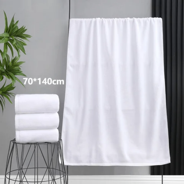 Serviette de bain blanc doux