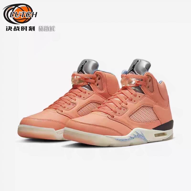 Chaussures de basket Nike Air Jordan orange