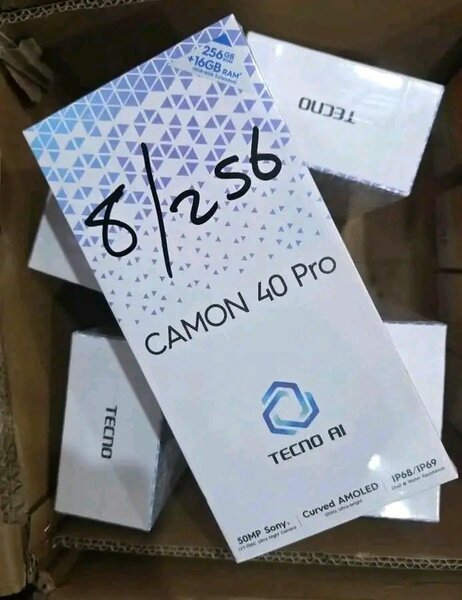 Tecno Camon 40 Pro 8/256Gb