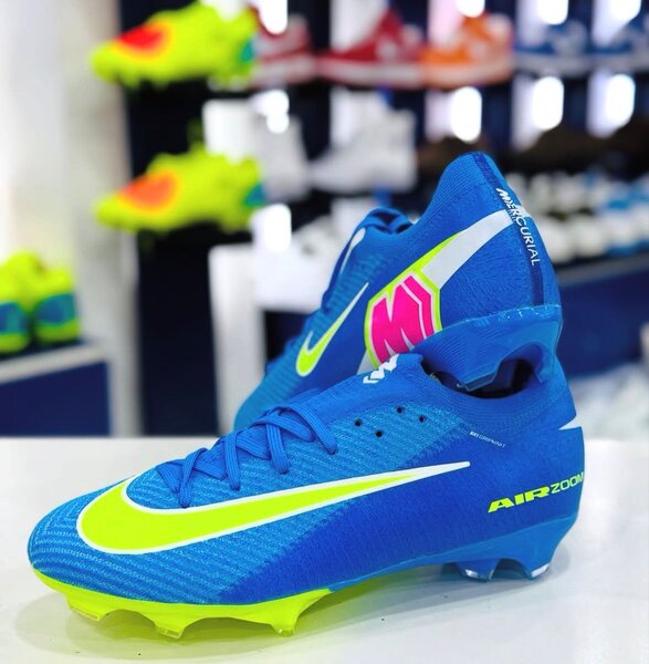 Chaussures de Foot Nike Mercurial