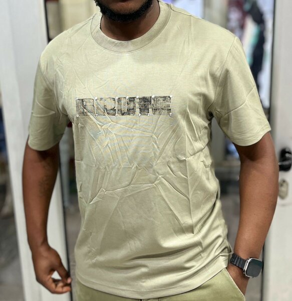 T-shirt homme beige stylé