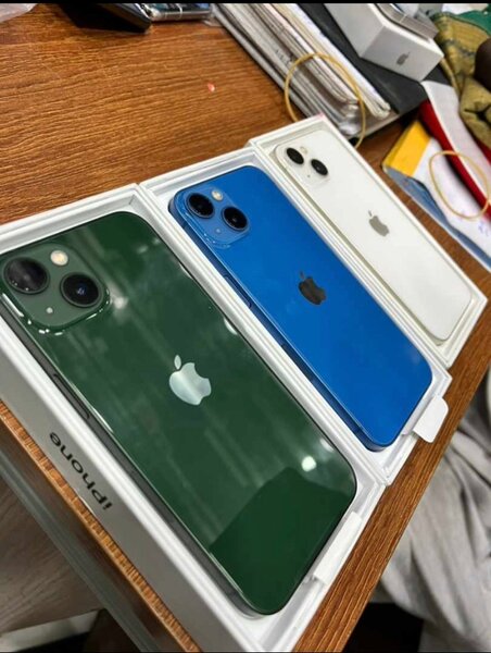 iPhone 13 - Élégant et Puissant