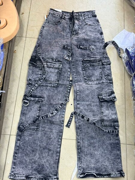 Pantalons cargo en denim tendance