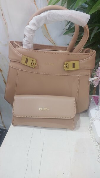 Sac à main en cuir élégant