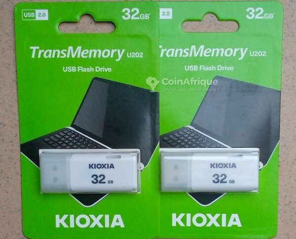 Kioxia 32GB USB 2.0