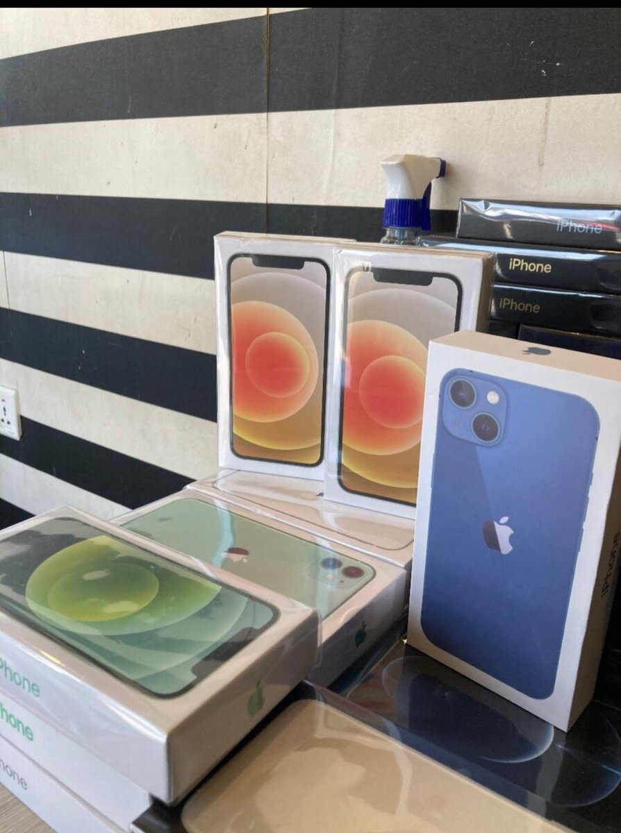 iPhone 13, 64gig and 256gig