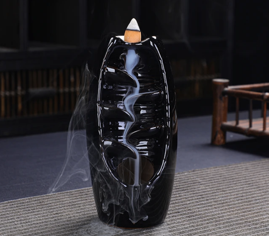 Brûleur d'encens à cascades