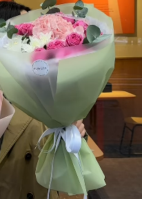 пышные микс букеты