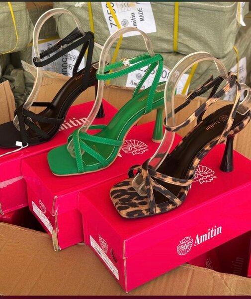 Sandales à talons élégantes