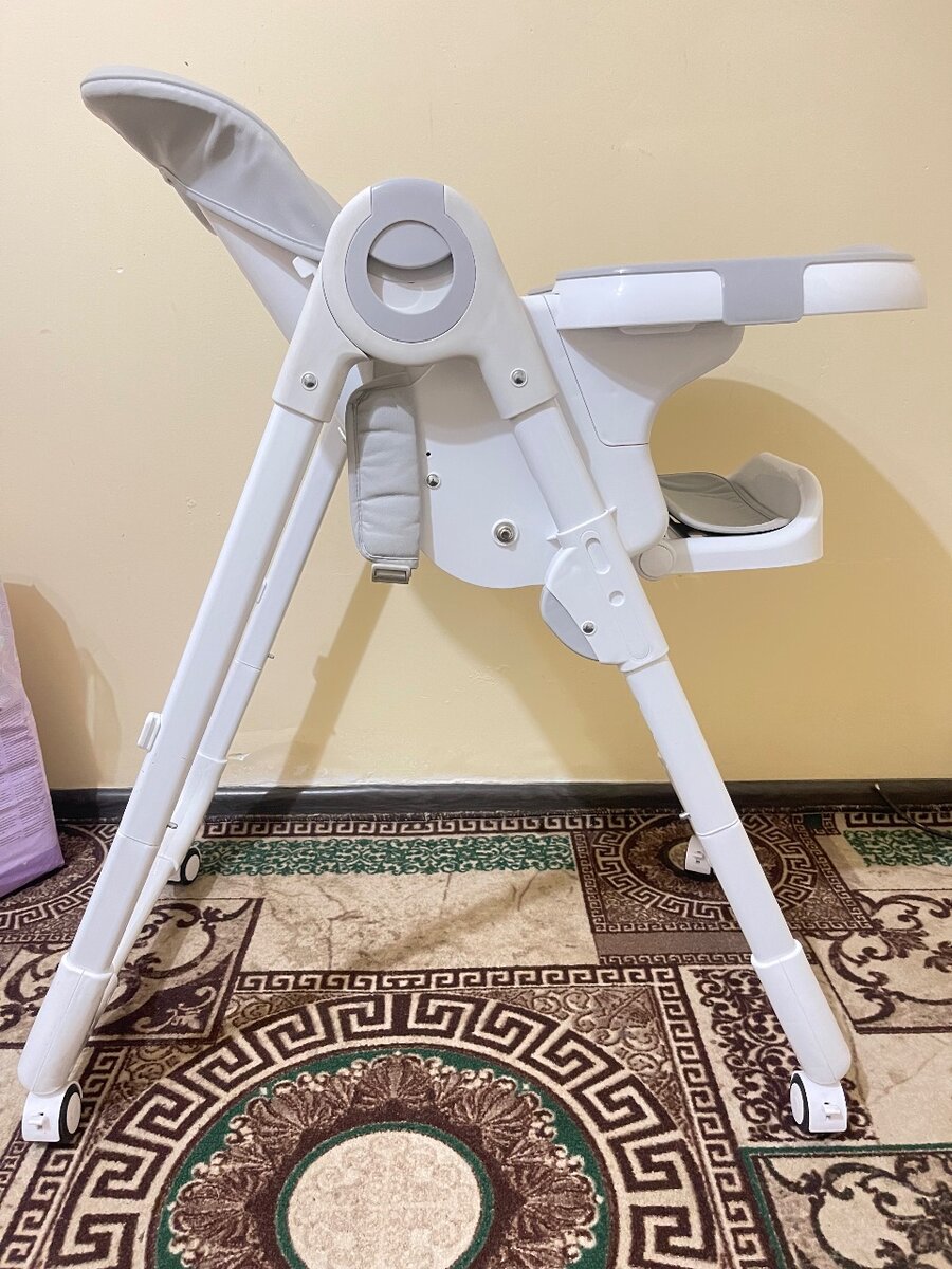 Стульчик для кормления Skillmax